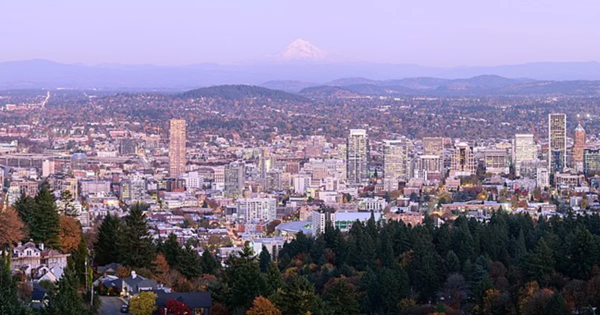 Employment & Wage Class Action Lawsuits in Portland