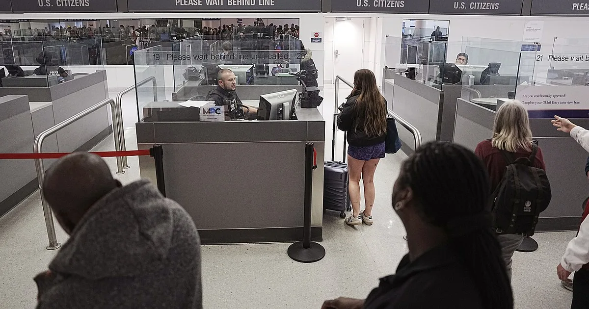 Class Action Settlements for Travelers and Frequent Flyers
