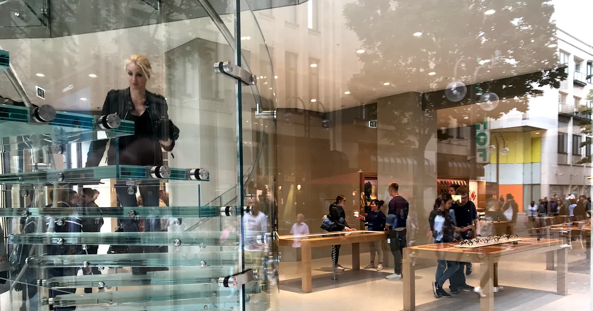 Apple Privacy Class Action Lawsuits